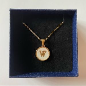 Gold Letter Initial Necklace ‘W’